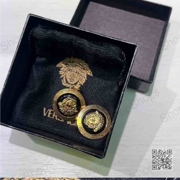 Vintage Authentic Gianni Versace Earring Made in Italy Bag& Box 404236 - Picture 3 of 11